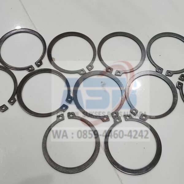 Q43155 - CIRCLIP OF SHAFT (SNAP RING)